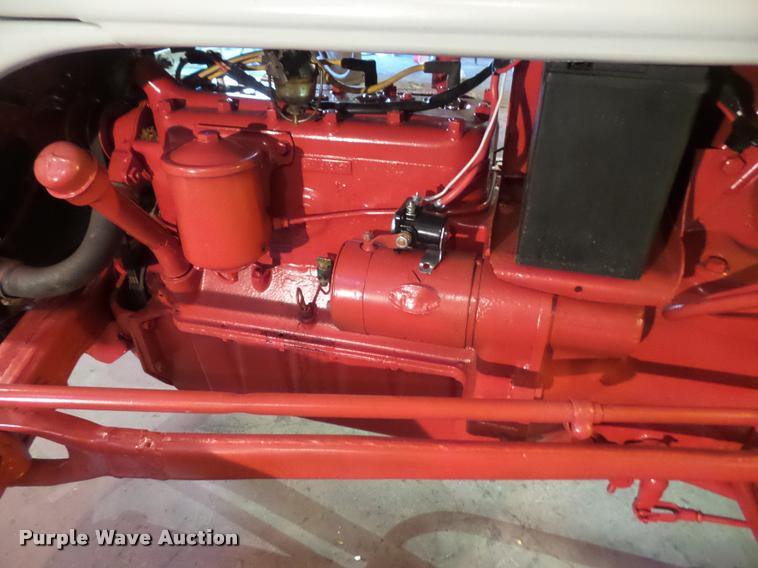 image for item BV9934 1947 Ford 8N tractor