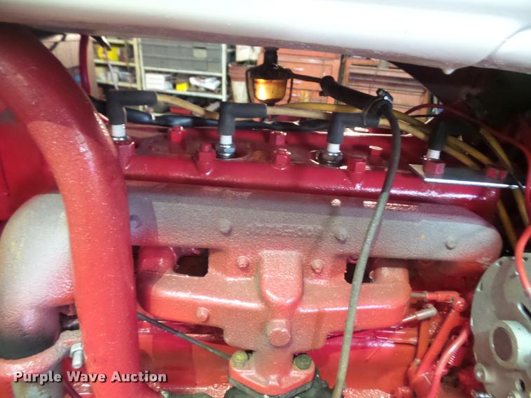 image for item BV9934 1947 Ford 8N tractor