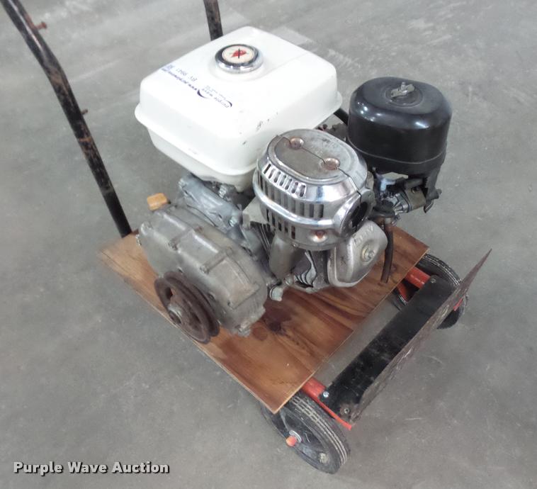 image for item BV9941 Honda GX240 multi-fuel engine