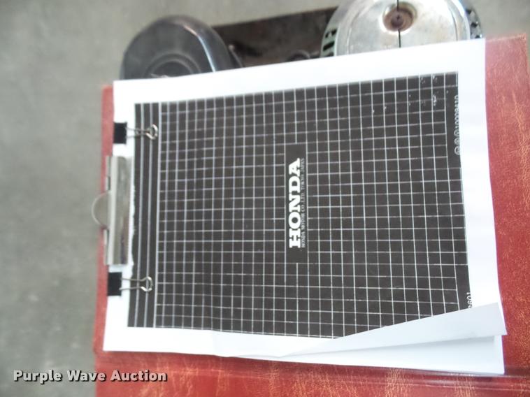 image for item BV9941 Honda GX240 multi-fuel engine