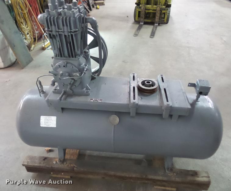 image for item BV9943 Binks air compressor