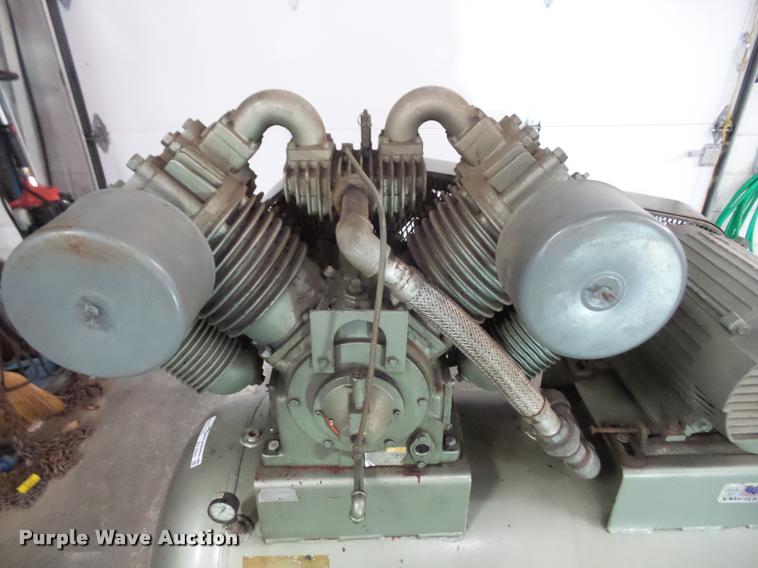 image for item BV9944 Stewart-Warner air compressor