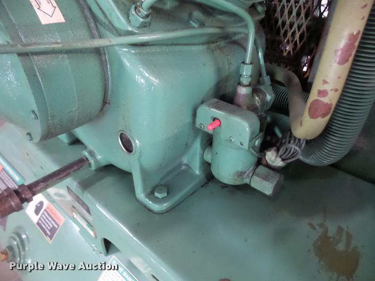 image for item BV9946 1992 Champion air compressor