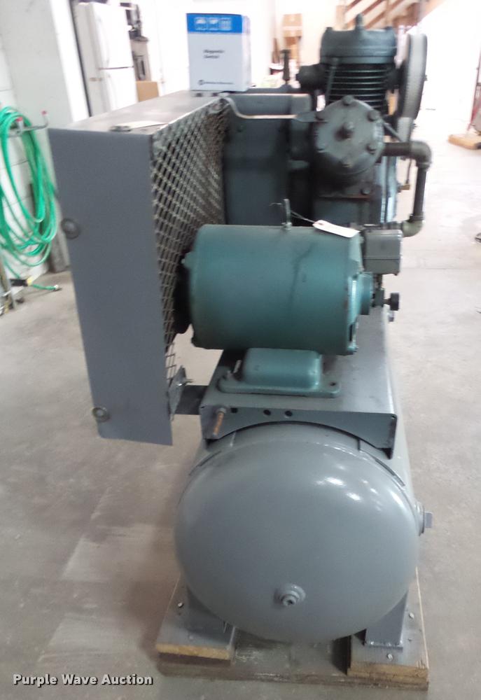 image for item BV9947 Ingersoll Rand air compressor