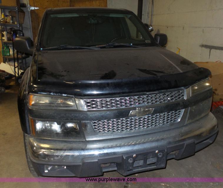 image for item BX9303 2004 Chevrolet Colorado Z71 Crew Cab pickup truck