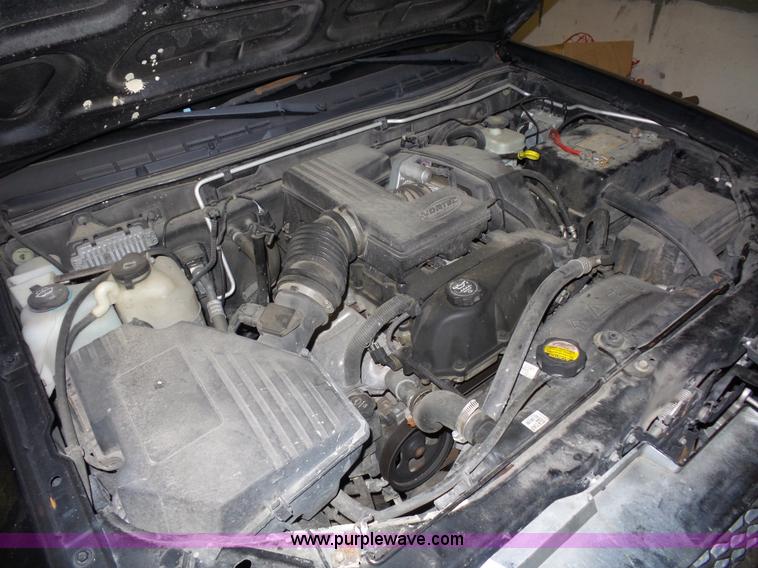 image for item BX9303 2004 Chevrolet Colorado Z71 Crew Cab pickup truck