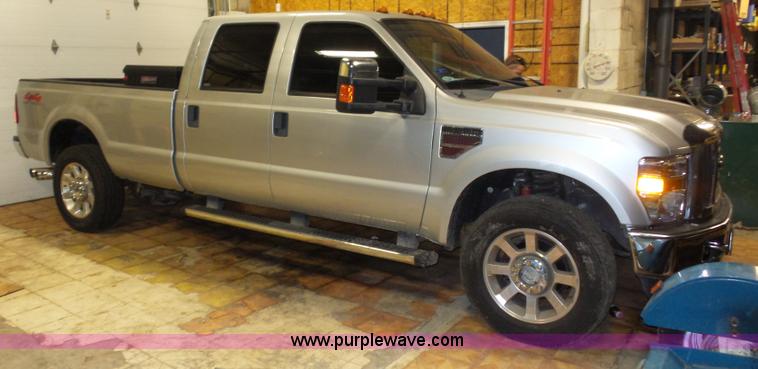 image for item BX9304 2009 Ford F350 Super Duty Crew Cab pickup truck