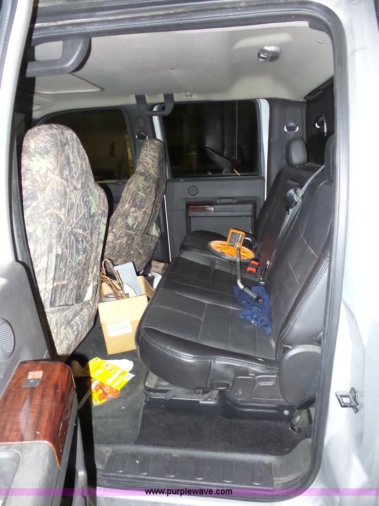 image for item BX9304 2009 Ford F350 Super Duty Crew Cab pickup truck