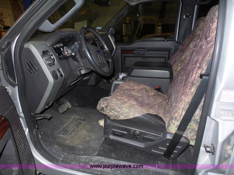 image for item BX9304 2009 Ford F350 Super Duty Crew Cab pickup truck