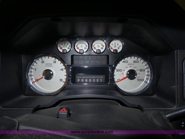 image for item BX9304 2009 Ford F350 Super Duty Crew Cab pickup truck