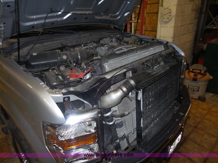 image for item BX9304 2009 Ford F350 Super Duty Crew Cab pickup truck