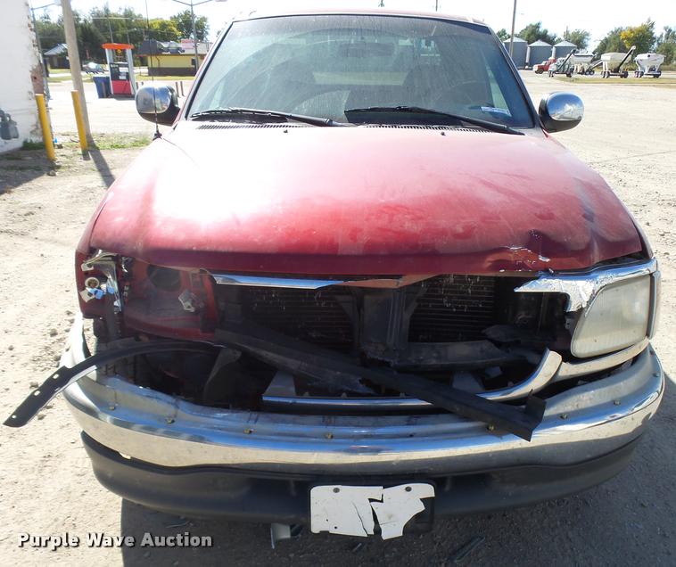 image for item CA9996 1999 Ford F150 SuperCab pickup truck