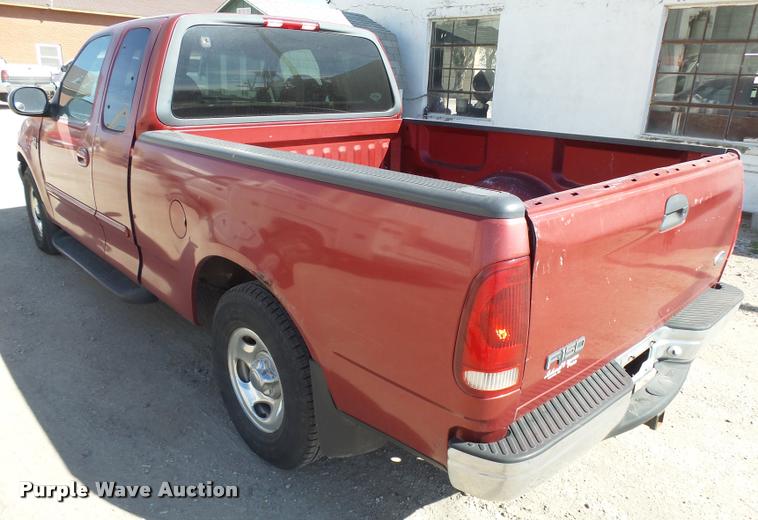 image for item CA9996 1999 Ford F150 SuperCab pickup truck