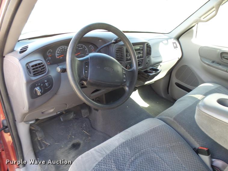 image for item CA9996 1999 Ford F150 SuperCab pickup truck