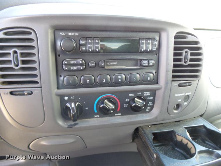 image for item CA9996 1999 Ford F150 SuperCab pickup truck