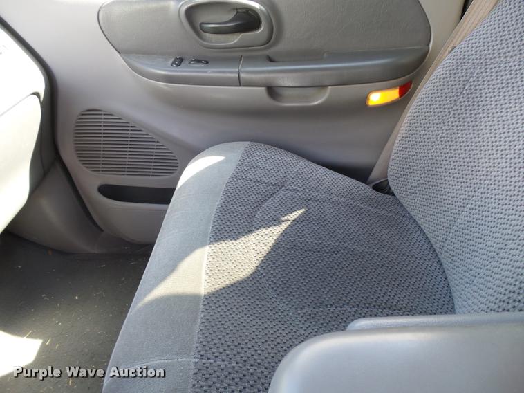 image for item CA9996 1999 Ford F150 SuperCab pickup truck