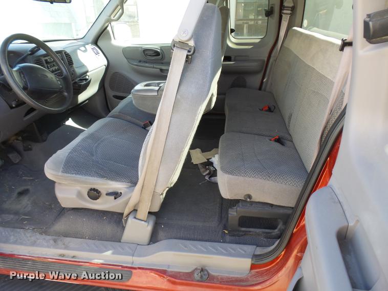 image for item CA9996 1999 Ford F150 SuperCab pickup truck