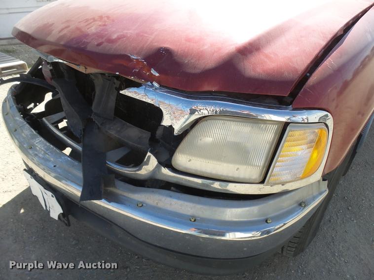 image for item CA9996 1999 Ford F150 SuperCab pickup truck
