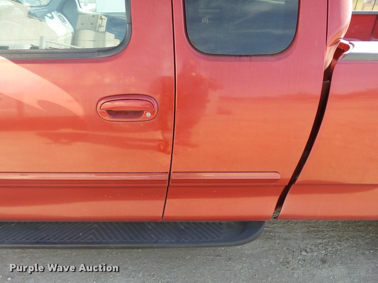 image for item CA9996 1999 Ford F150 SuperCab pickup truck