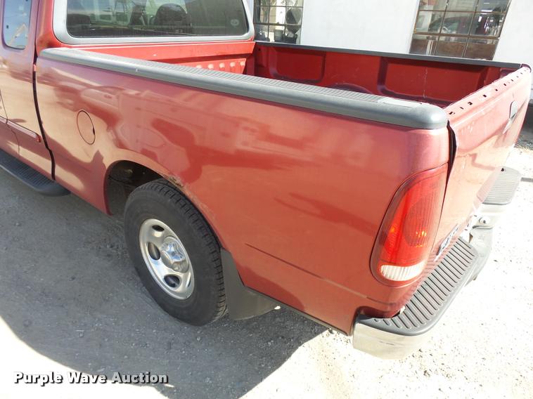 image for item CA9996 1999 Ford F150 SuperCab pickup truck