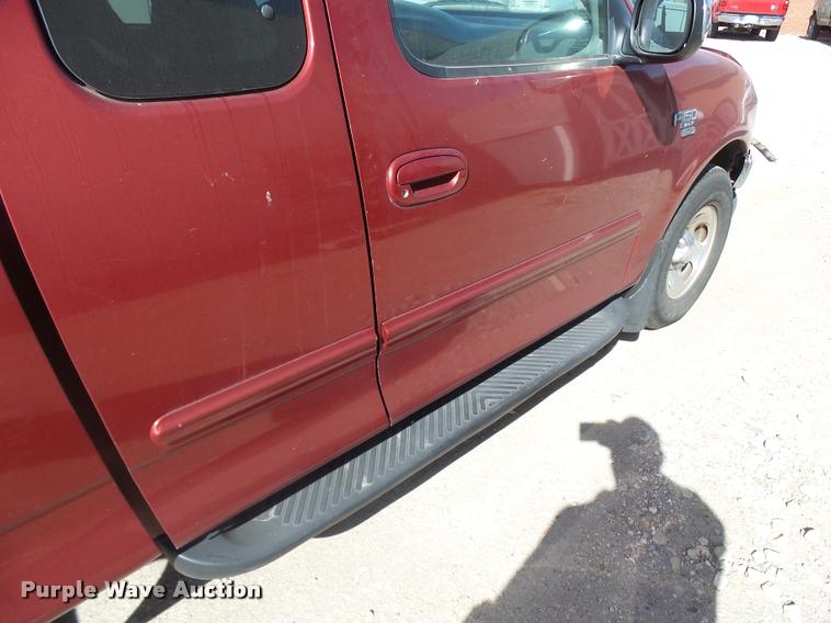 image for item CA9996 1999 Ford F150 SuperCab pickup truck