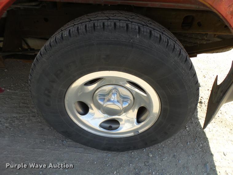 image for item CA9996 1999 Ford F150 SuperCab pickup truck