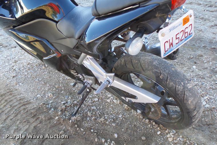 image for item CC9417 2011 Kawasaki EX250-J motorcycle