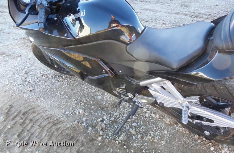 image for item CC9417 2011 Kawasaki EX250-J motorcycle