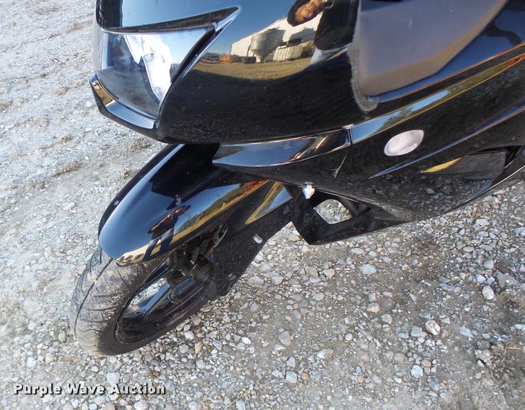 image for item CC9417 2011 Kawasaki EX250-J motorcycle