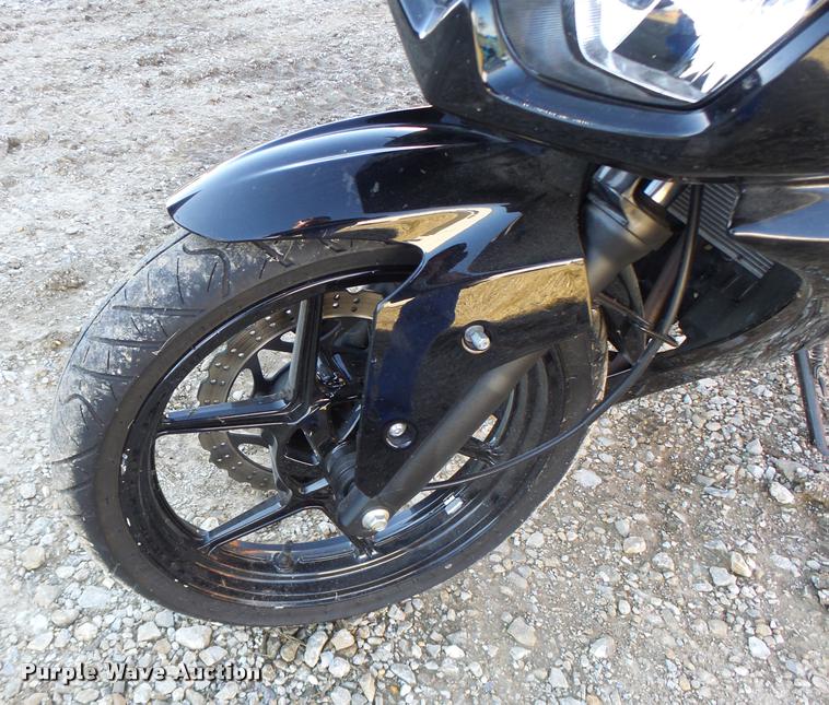 image for item CC9417 2011 Kawasaki EX250-J motorcycle