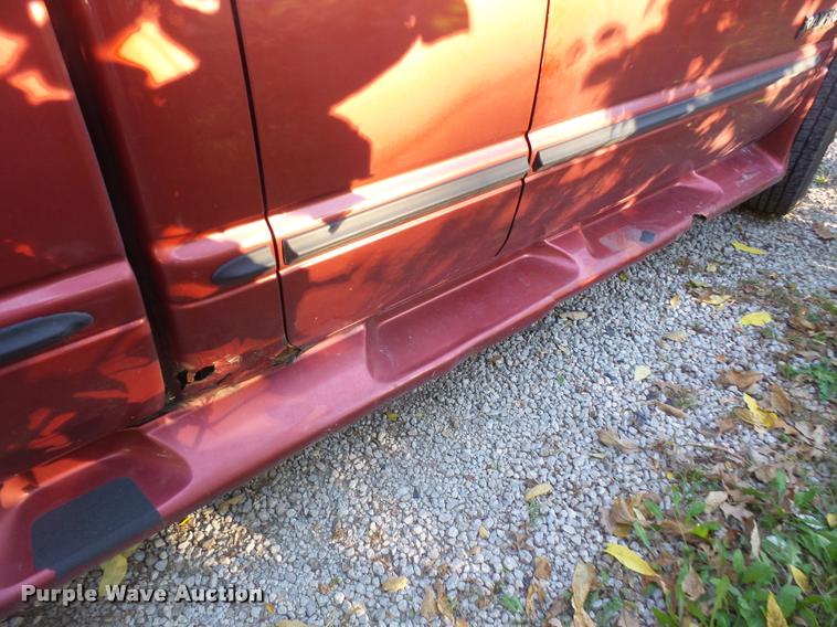 image for item DA3906 1999 Dodge Ram 2500 Quad Cab pickup truck