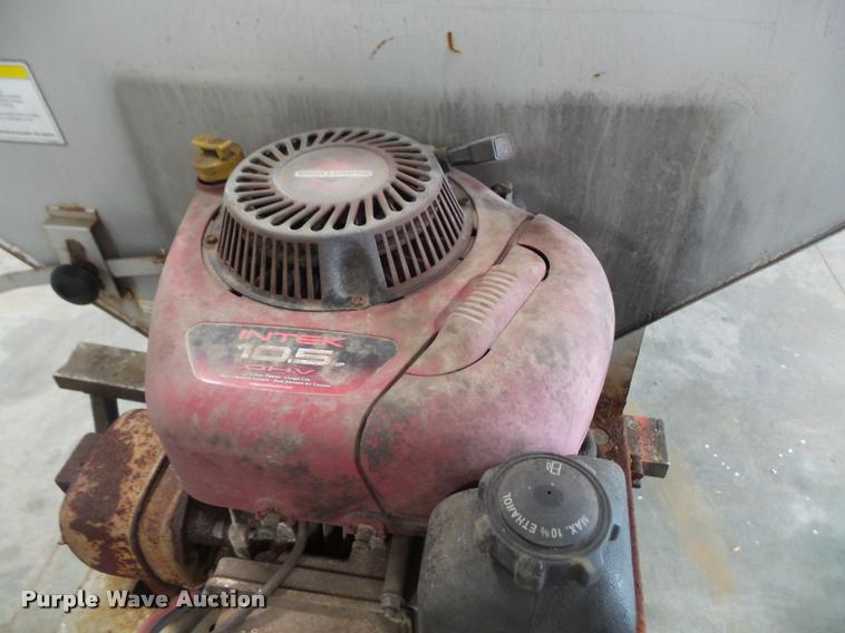 image for item DA3921 2007 Sno-Way spreader