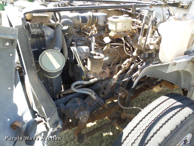 image for item DA4611 1994 Ford F700 fuel truck