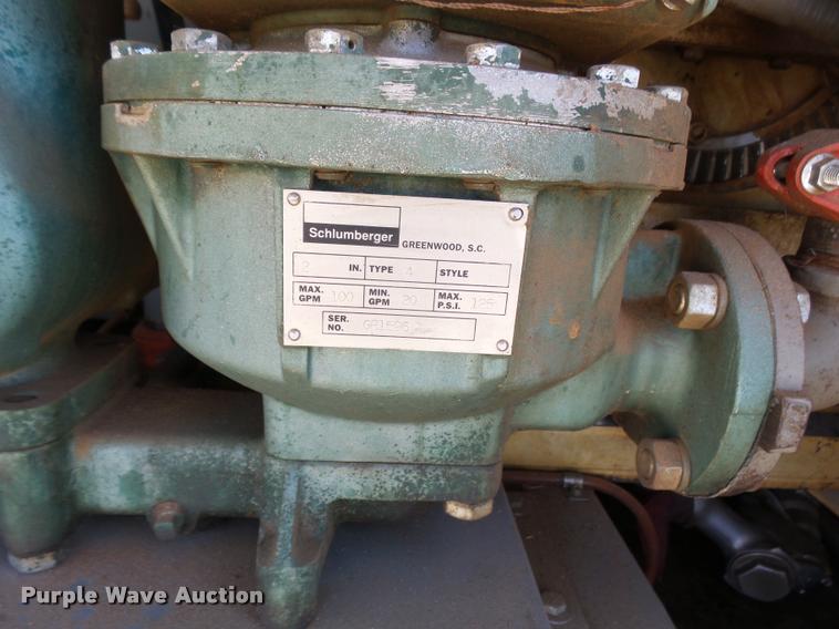 image for item DA4611 1994 Ford F700 fuel truck