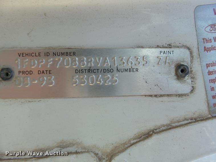 image for item DA4611 1994 Ford F700 fuel truck