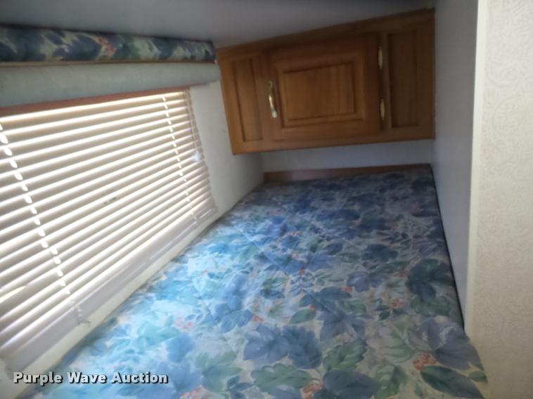 image for item DA4658 2000 Jayco Eagle camper