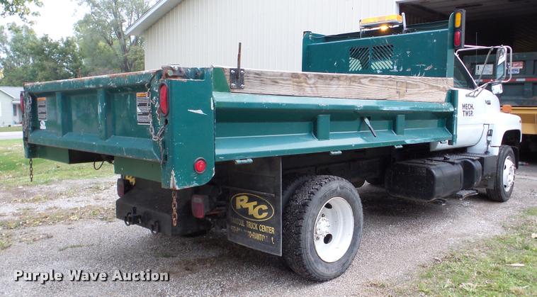 image for item DA8971 1995 GMC TopKick dump truck