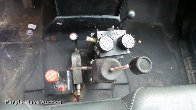 image for item DA8971 1995 GMC TopKick dump truck