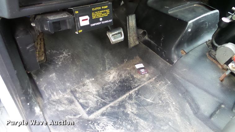 image for item DA8971 1995 GMC TopKick dump truck