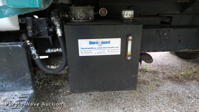 image for item DA8971 1995 GMC TopKick dump truck