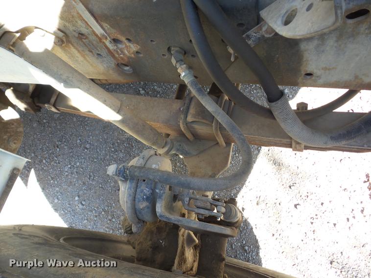 image for item J8725 1993 International 4900 refuse truck