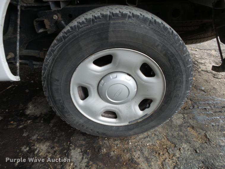 image for item K1082 2007 Ford F150 SuperCab pickup truck