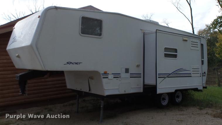 image for item K1439 2002 KZ Sport 2451 camper