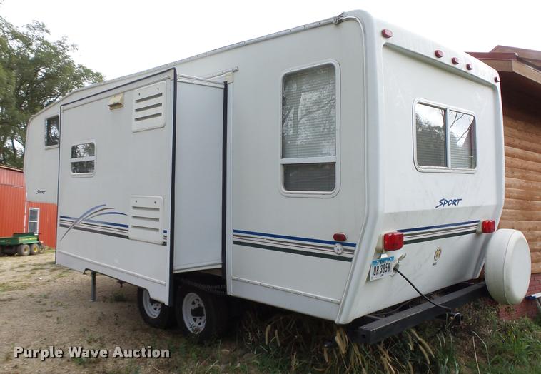 image for item K1439 2002 KZ Sport 2451 camper