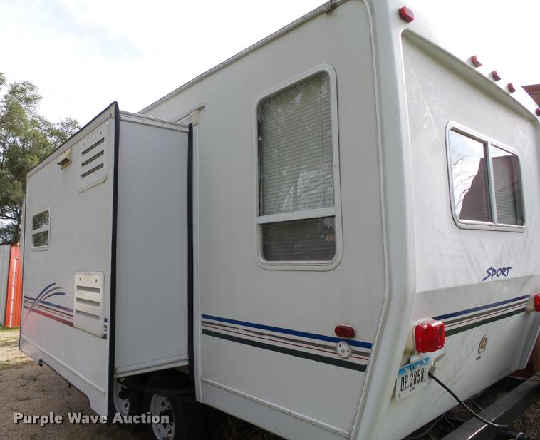 image for item K1439 2002 KZ Sport 2451 camper