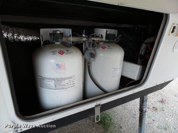 image for item K1439 2002 KZ Sport 2451 camper