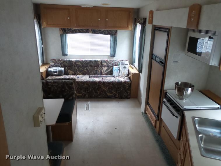 image for item K1439 2002 KZ Sport 2451 camper