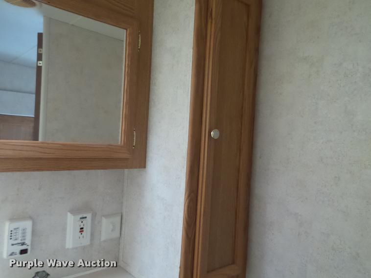 image for item K1439 2002 KZ Sport 2451 camper