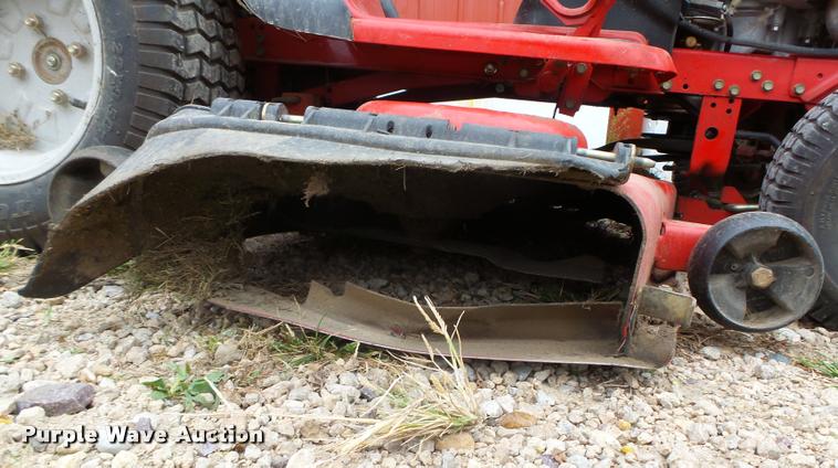 image for item K1443 2007 Huskee SLT5400H lawn mower