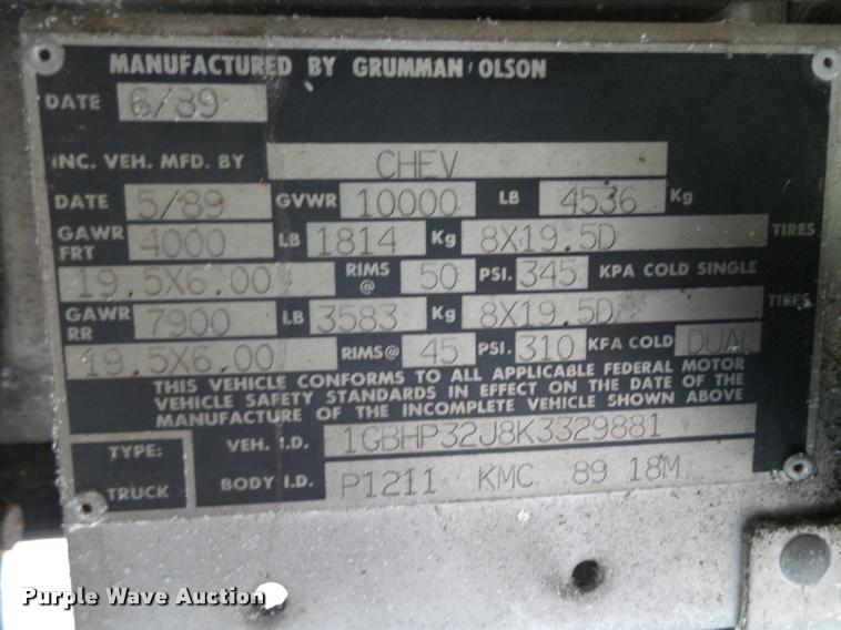 image for item K1447 1989 Chevrolet Grumman delivery truck